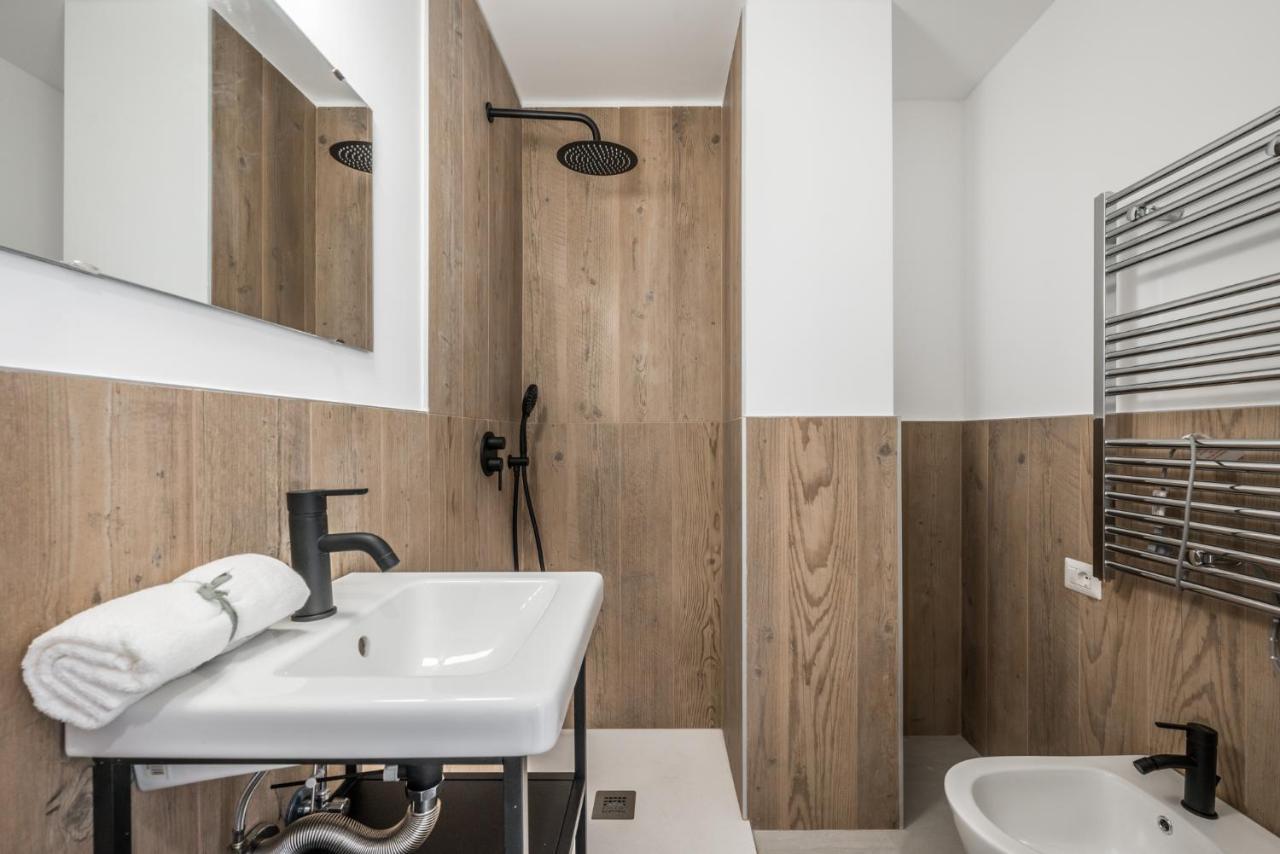 Jj6 Loreto-Duomo - Esclusive - Chic - Luxury Milaan Buitenkant foto